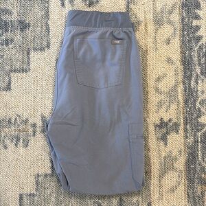 Vapor Blue Medium Figs Zamora Jogger.